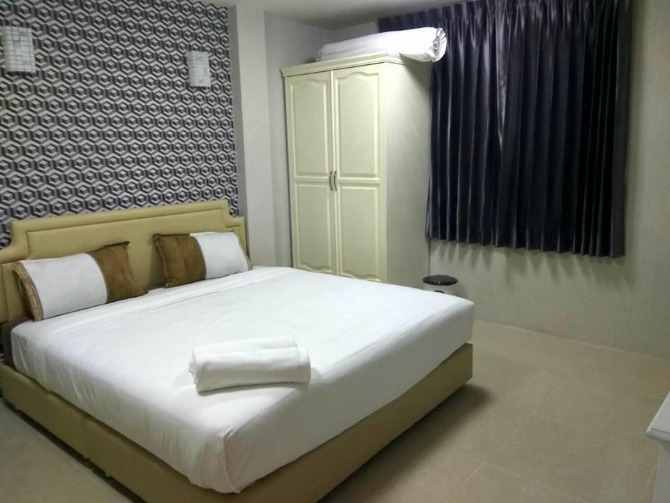Hari Om Delhi Darbar Hotel Pattaya Buitenkant foto