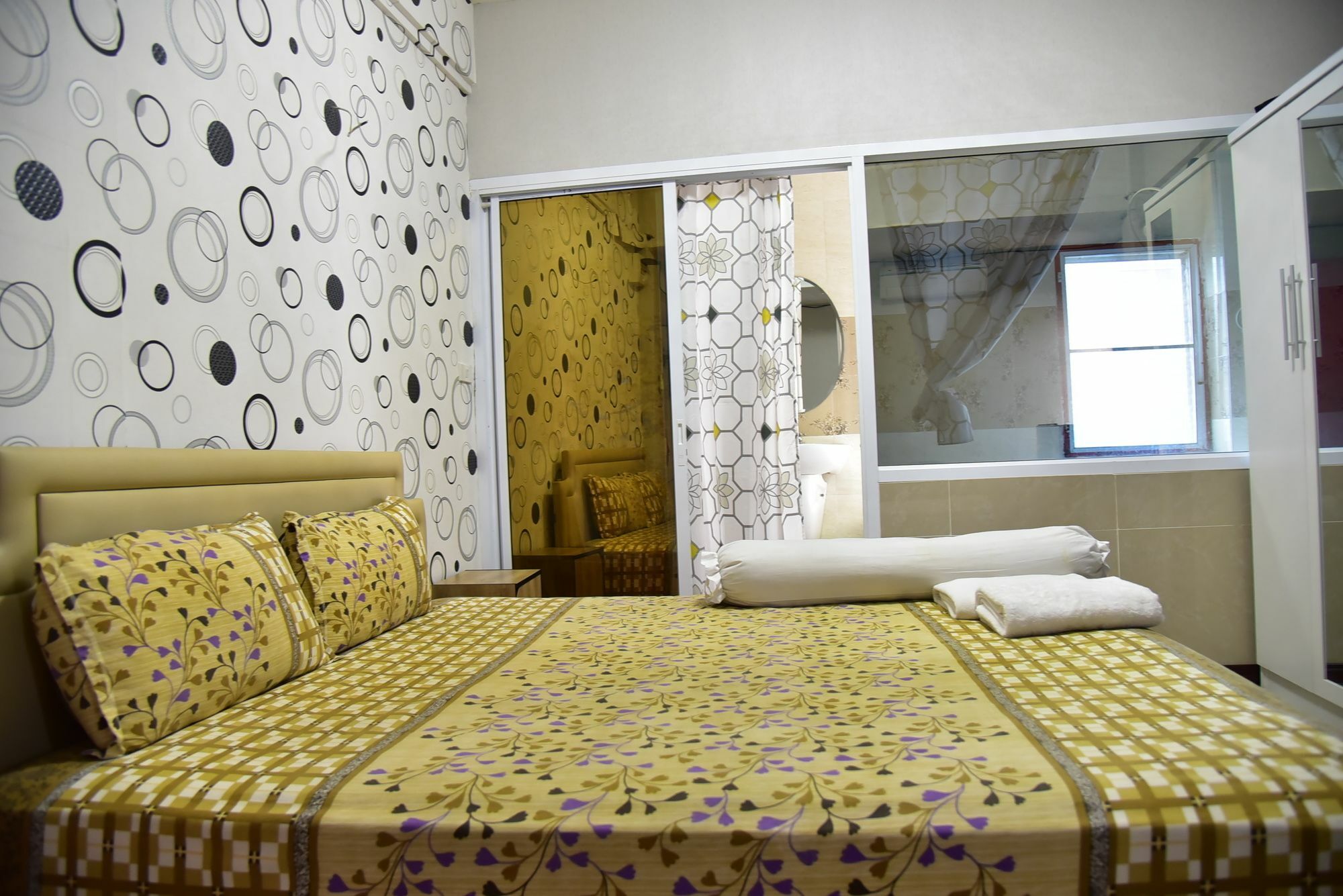 Hari Om Delhi Darbar Hotel Pattaya Buitenkant foto